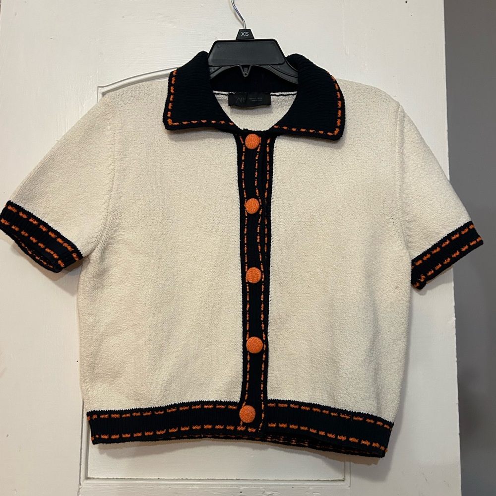 ZARA SMALL - SHORT SLEEVE STITCHED KNIT CARDIGAN